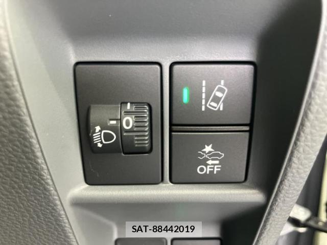 Honda N-VAN 2026-06 8648824-13