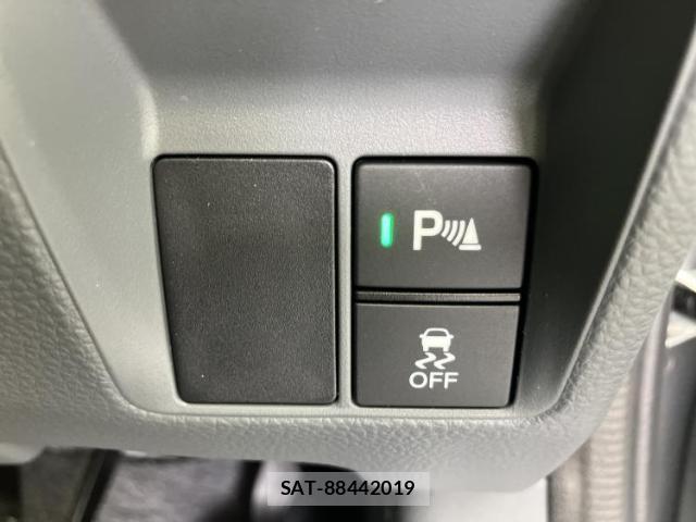 Honda N-VAN 2026-06 8648824-14