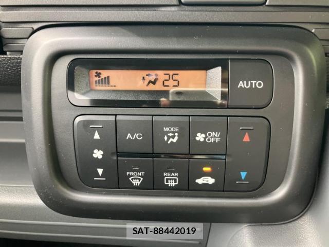 Honda N-VAN 2026-06 8648824-17