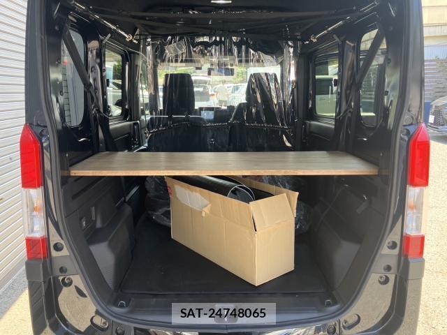 Honda N-VAN 2023-07 8650138-5