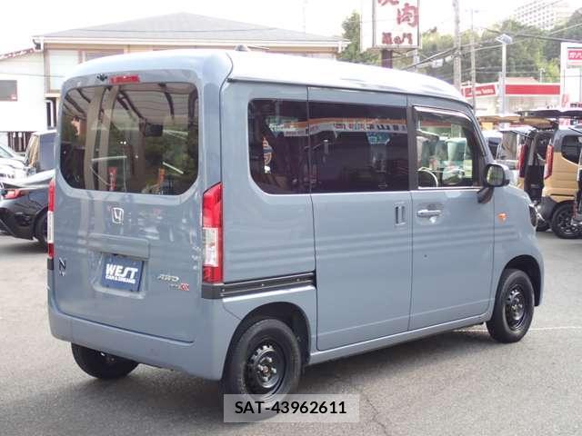 Honda N-VAN 2023-11 8651650-17