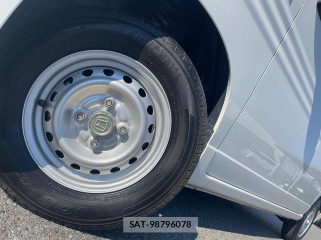 Honda N-VAN 2018-09 8646710-13