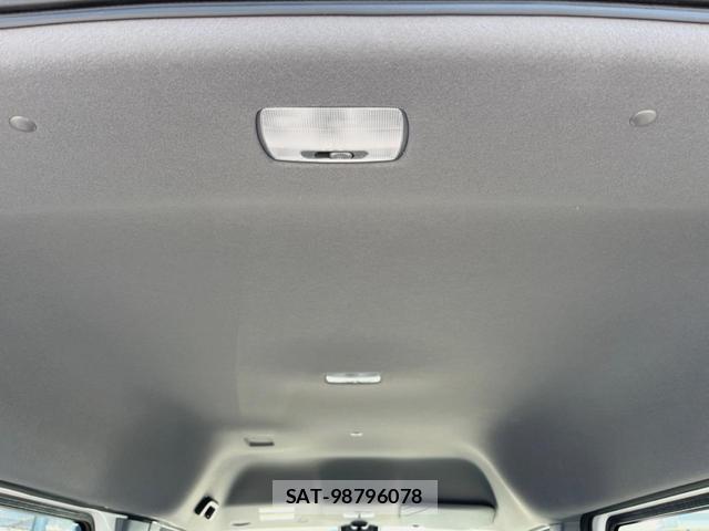 Honda N-VAN 2018-09 8646710-8
