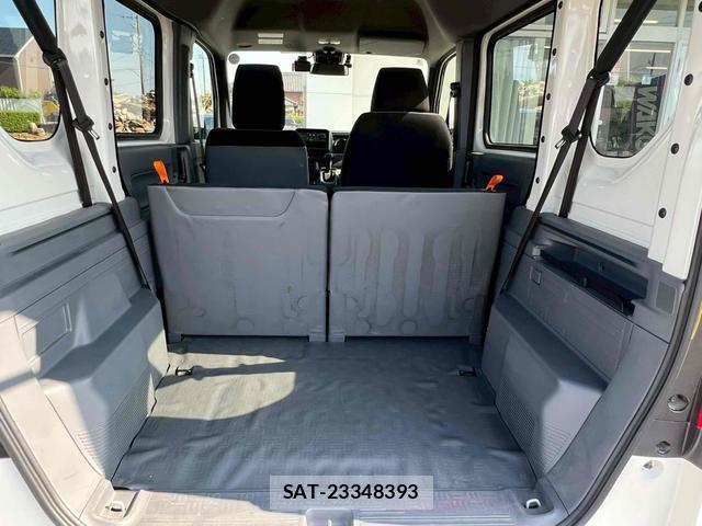 Honda N-VAN 2019-05 8647702-11