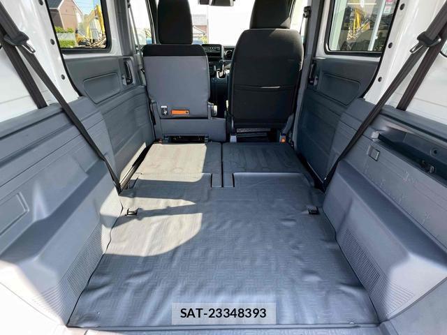 Honda N-VAN 2019-05 8647702-12