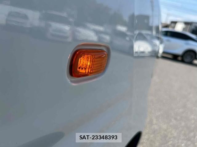 Honda N-VAN 2019-05 8647702-19