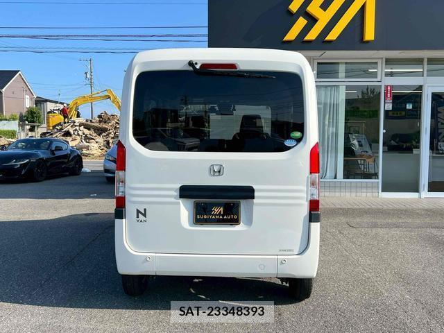 Honda N-VAN 2019-05 8647702-8