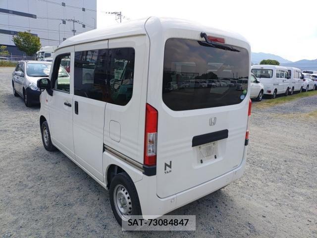 Honda N-VAN 2019-08 8648656-4