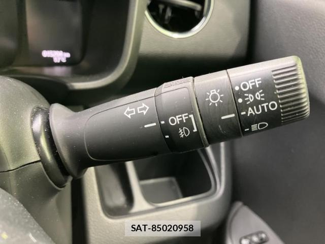 Honda N-WGN 2023-10 8648611-16