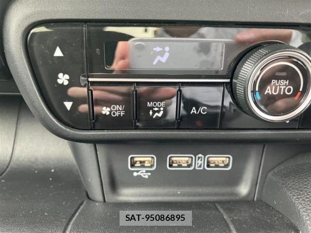 Honda N-WGN 2020-08 8653665-11
