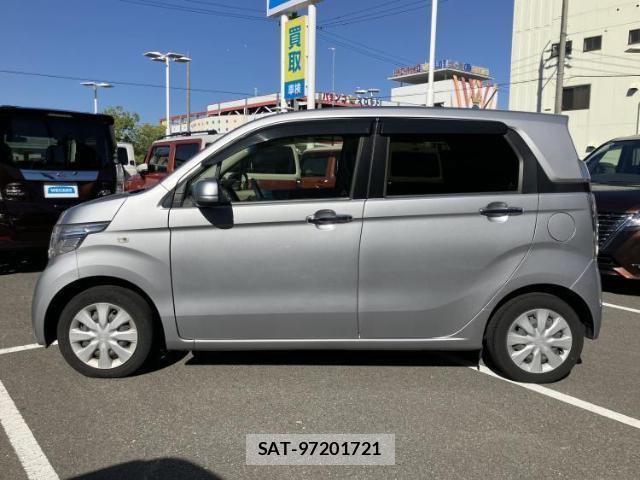 Honda N-WGN 2017-03 8647127-1