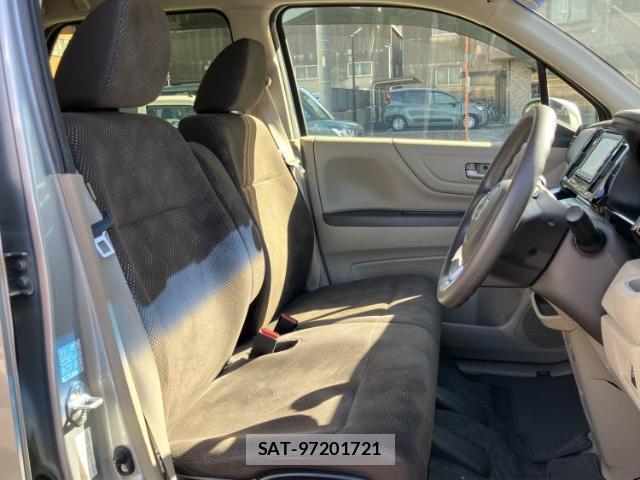Honda N-WGN 2017-03 8647127-3