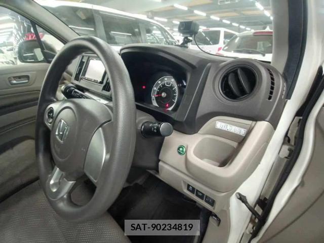 Honda N-WGN 2017-08 8648027-4