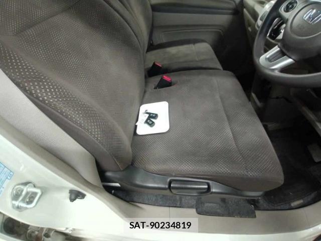 Honda N-WGN 2017-08 8648027-5