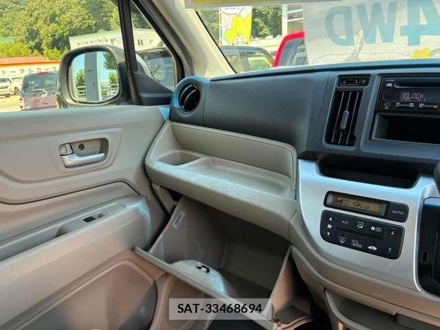 Honda N-WGN 2015-06 8649488-12