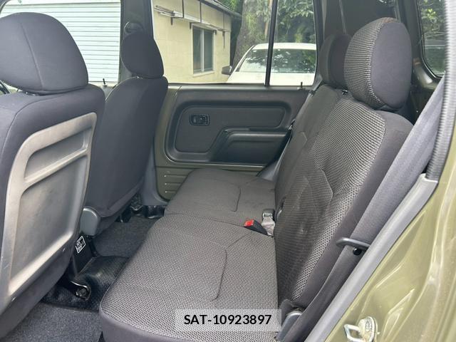 Daihatsu NAKED 2000 8648211-14