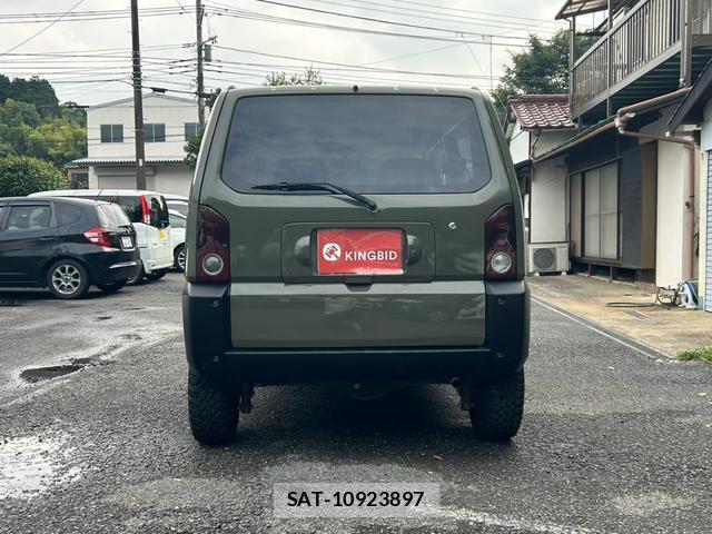 Daihatsu NAKED 2000 8648211-6