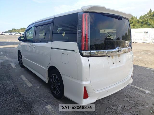 Toyota NOAH 2019-08 8646772-4