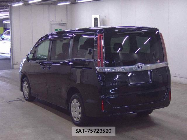Toyota NOAH 2021-03 8647145-1