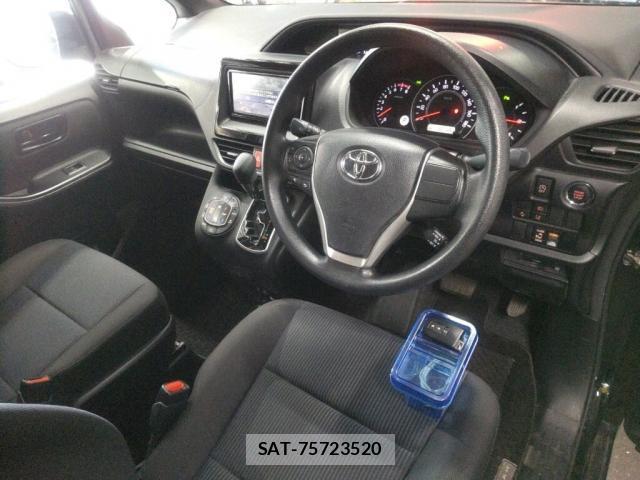 Toyota NOAH 2021-03 8647145-2