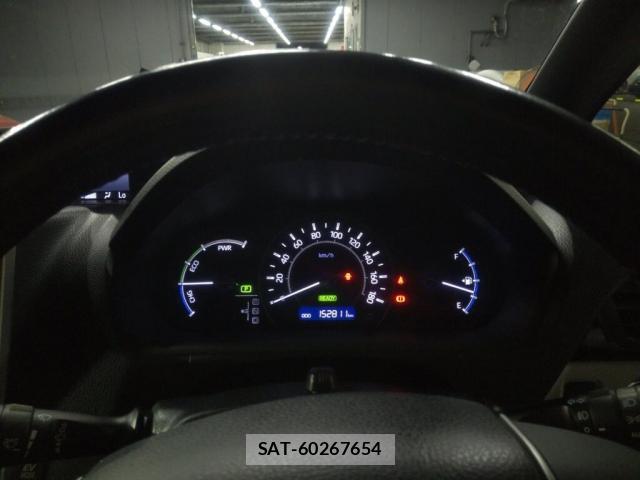 Toyota NOAH 2017-10 8647161-5