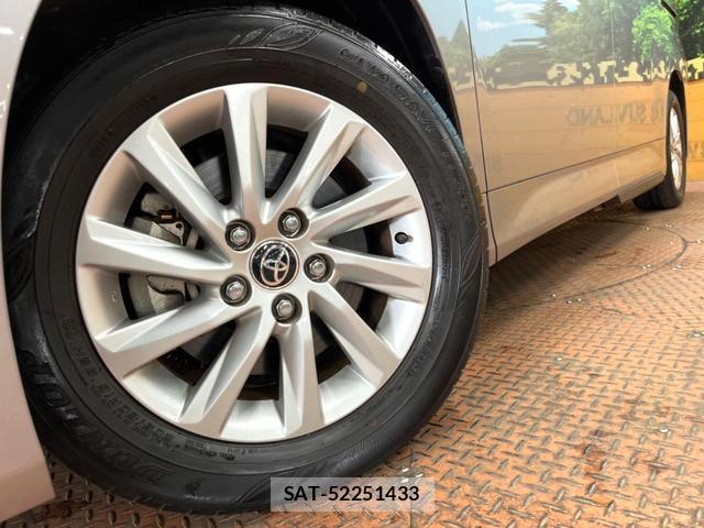 Toyota NOAH 2023-01 8647304-12