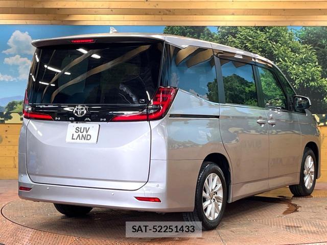 Toyota NOAH 2023-01 8647304-16