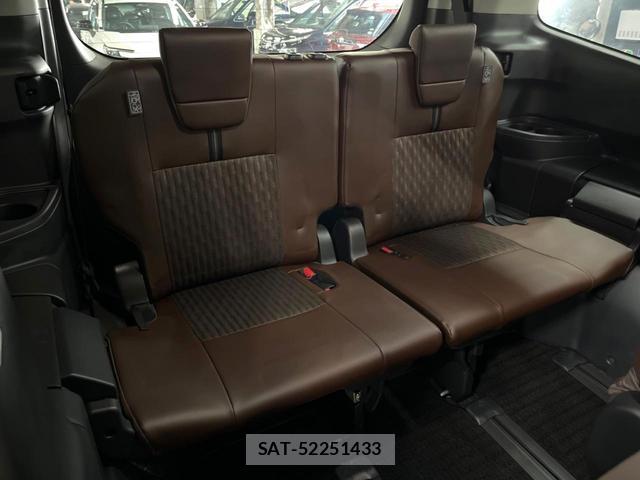 Toyota NOAH 2023-01 8647304-9