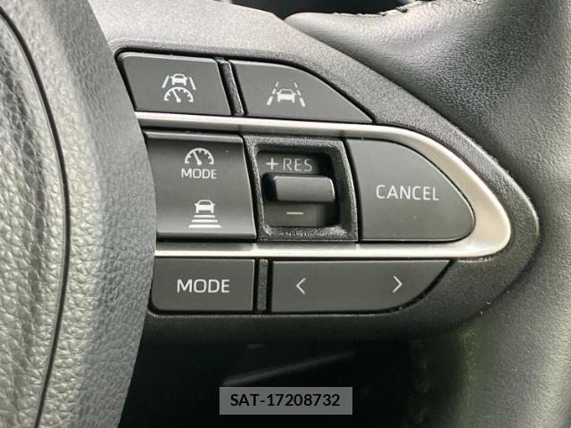Toyota NOAH 2022-12 8647814-12