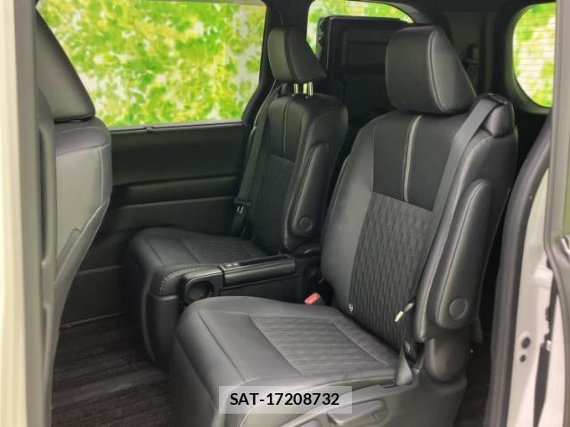 Toyota NOAH 2022-12 8647814-6