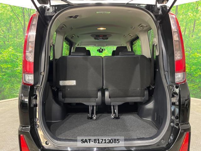 Toyota NOAH 2014-09 8647856-9
