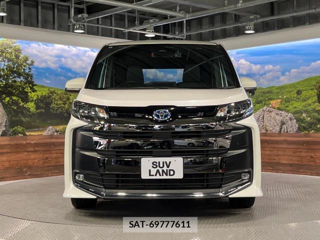 Toyota NOAH 2023-08 8647935-15
