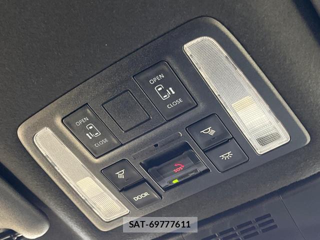 Toyota NOAH 2023-08 8647935-6