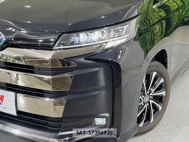 Toyota NOAH 2023-08 8648198-11
