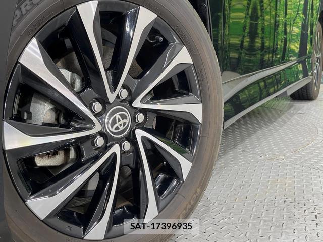 Toyota NOAH 2023-08 8648198-12
