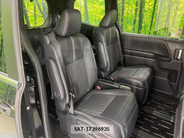 Toyota NOAH 2023-08 8648198-7