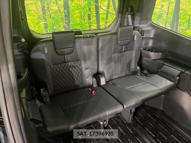 Toyota NOAH 2023-08 8648198-8