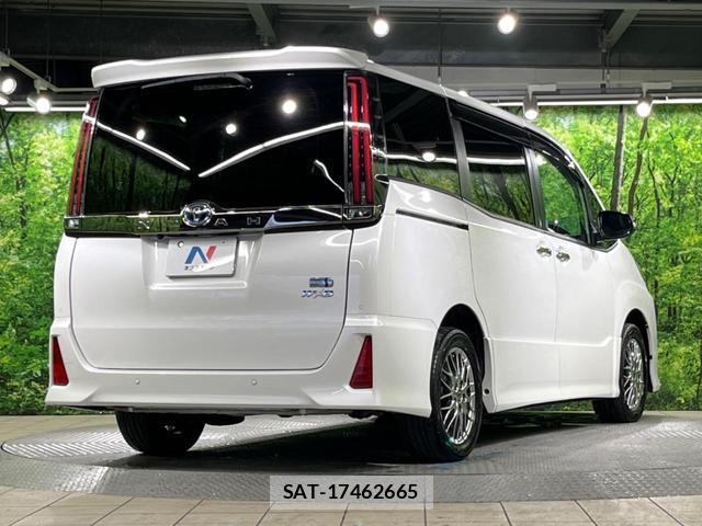 Toyota NOAH 2021-06 8648218-16