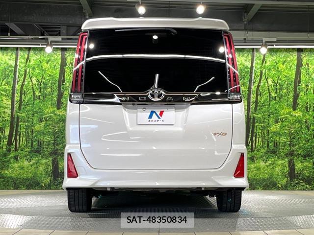 Toyota NOAH 2018-06 8648220-15