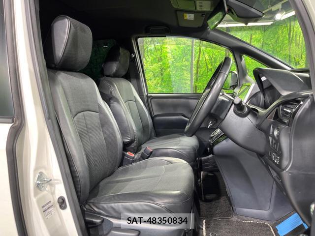 Toyota NOAH 2018-06 8648220-7