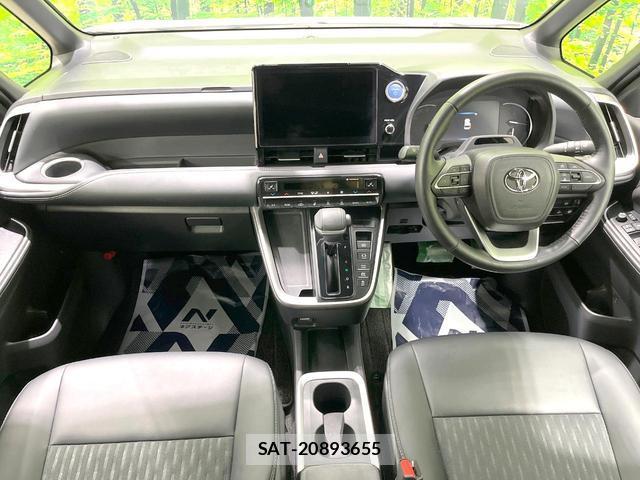 Toyota NOAH 2022-07 8648265-1
