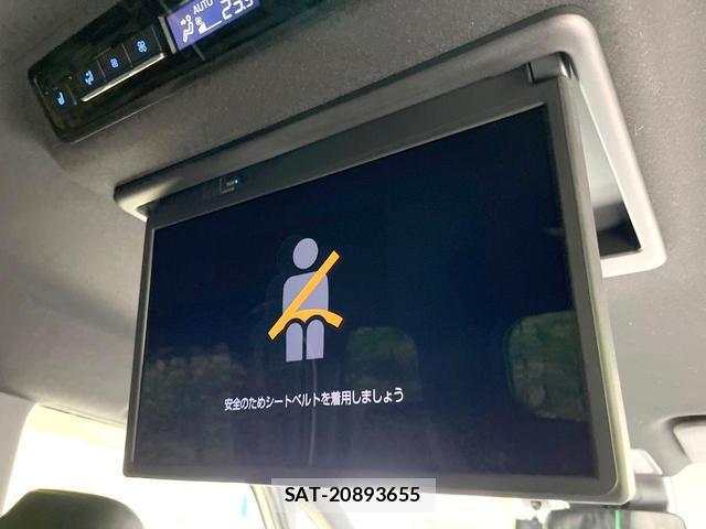 Toyota NOAH 2022-07 8648265-5