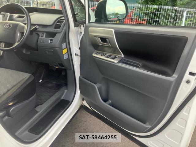 Toyota NOAH 2008-02 8648502-17