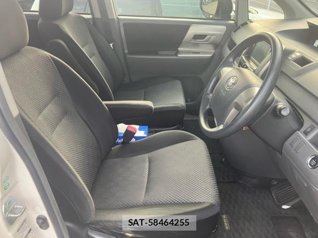 Toyota NOAH 2008-02 8648502-18