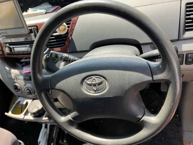 Toyota NOAH 2003-09 8648551-14