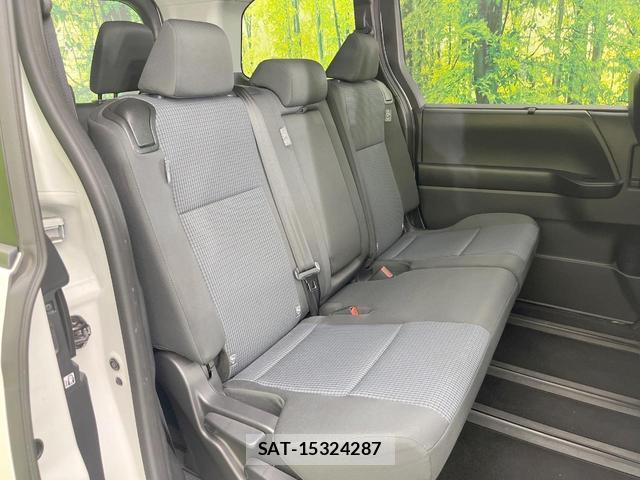 Toyota NOAH 2025-03 8648755-8