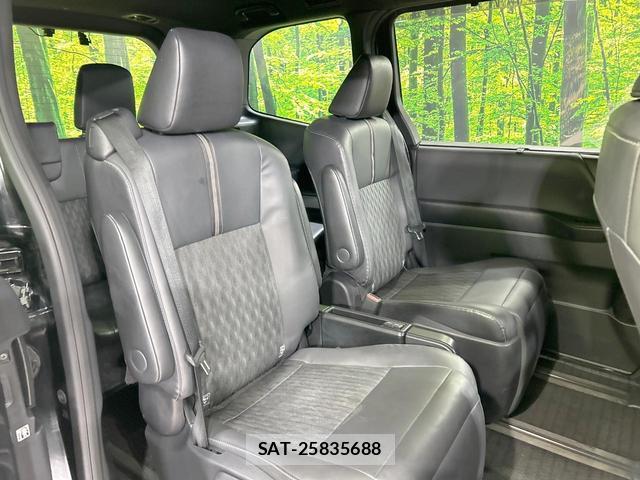 Toyota NOAH 2022-07 8649154-8