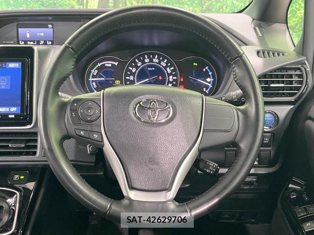 Toyota NOAH 2019-07 8649205-11
