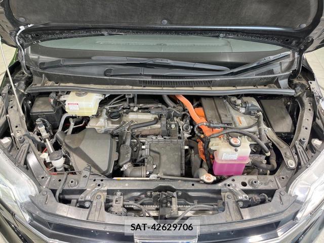 Toyota NOAH 2019-07 8649205-18