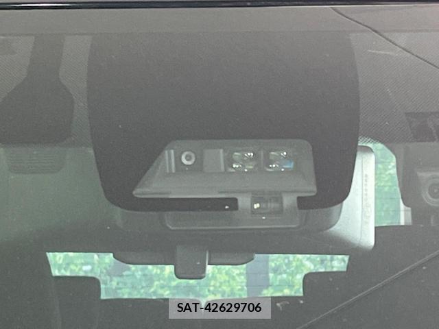 Toyota NOAH 2019-07 8649205-6